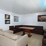 فيلة Luxury With Fantastic Ocean Views And Private Pool أذيخي
