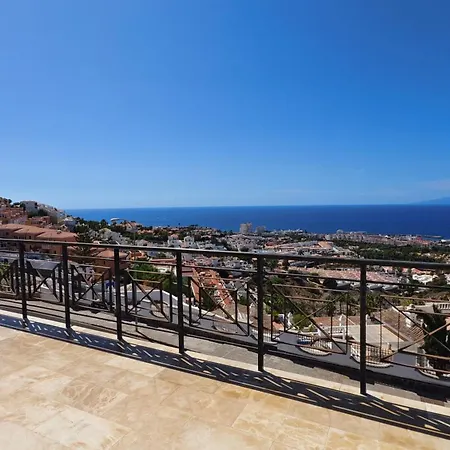 Luxury With Fantastic Ocean Views And Private Pool