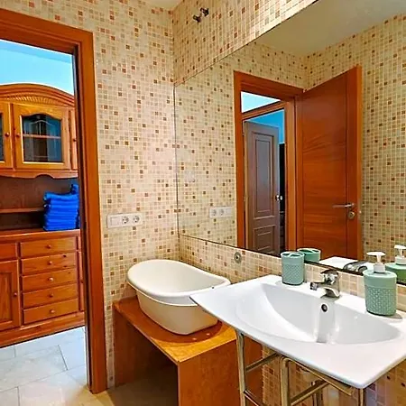 ヴィラ Luxury With Fantastic Ocean Views And Private Pool アデヘ