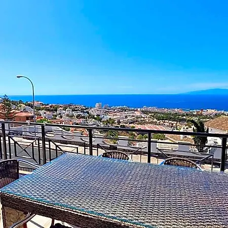 ヴィラ Luxury With Fantastic Ocean Views And Private Pool アデヘ