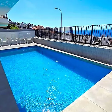ヴィラ Luxury With Fantastic Ocean Views And Private Pool アデヘ